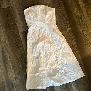 Strapless white flower dress